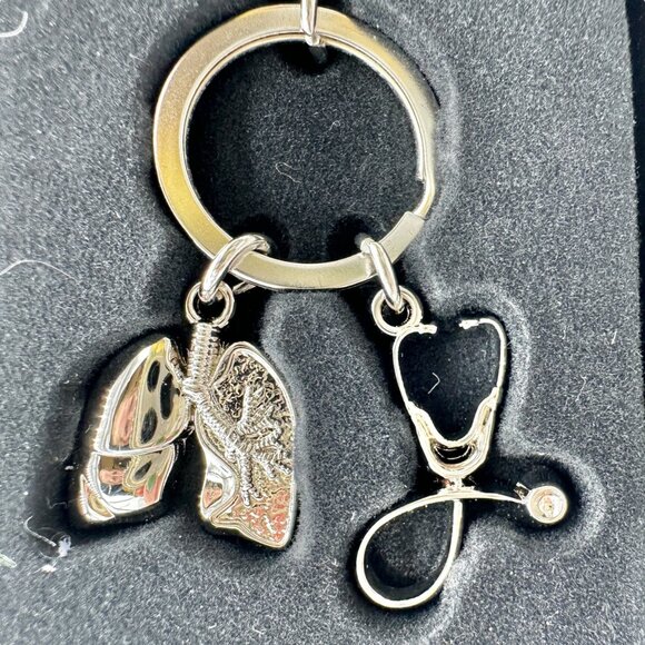 Respiratory Therapist Keychain Lung Stethoscope Charms For Medical Professionals - Picture 3 of 4